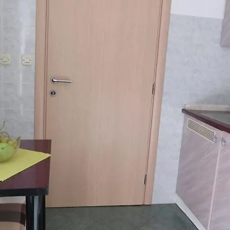 Apartment Studio In With Sea View, Terrace, Air Conditioning, Wi-fi Orebic