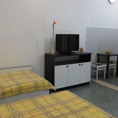Studio In With Sea View, Terrace, Air Conditioning, Wi-fi *